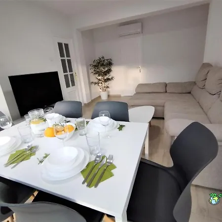 Gades Natura Victoria * カディス